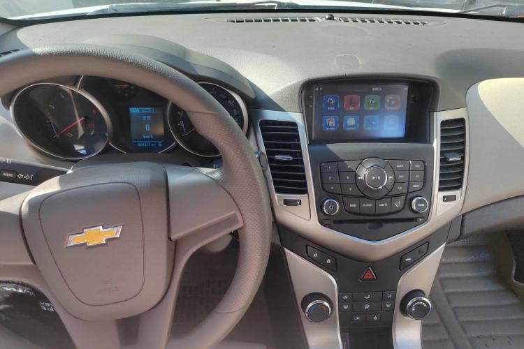 Used Chevrolet Cruze 2015 1.5L Classic SL MT