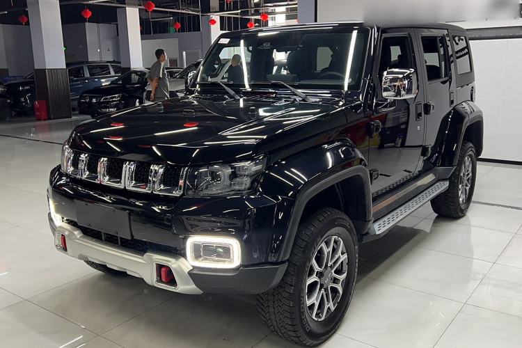 Used Beijing Auto BJ40 2023 2.0T Automatic Four-Wheel Drive Urban Hunter Edition Chivalrous Type
