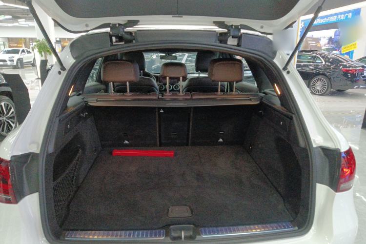 Used Mercedes-Benz GLC 2021 GLC 260 L 4MATIC Dynamic Edition
