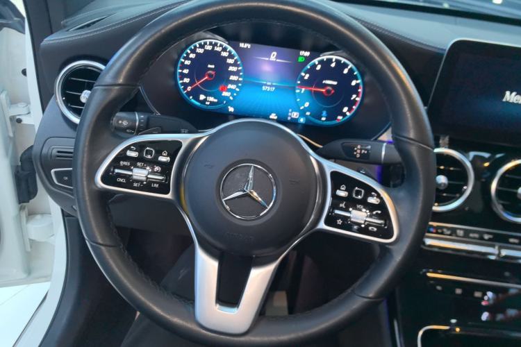 Used Mercedes-Benz GLC Coupe 2022 Refreshed GLC 260 4MATIC Coupe SUV
