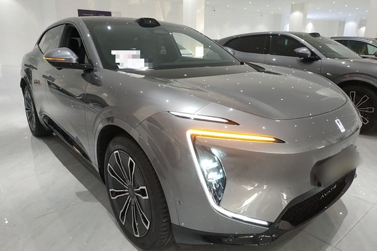 Used  07 2024 Max Extended-Range Edition
