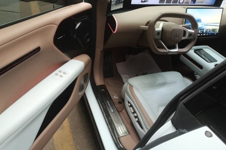 Used  07 2024 Max Extended-Range Edition