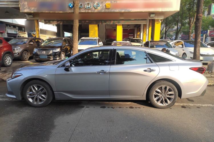 Used Toyota Avalon 2019 2.0L Luxury Edition China VI Standard
