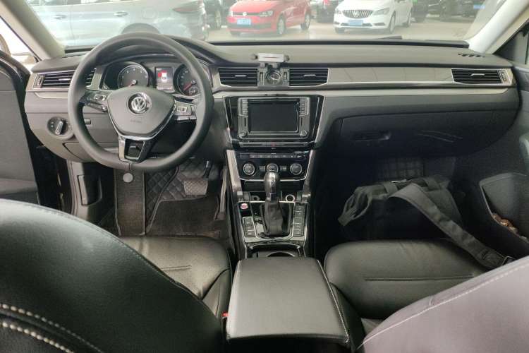 Used Volkswagen Passat 2017 330TSI DSG Prestige Edition
