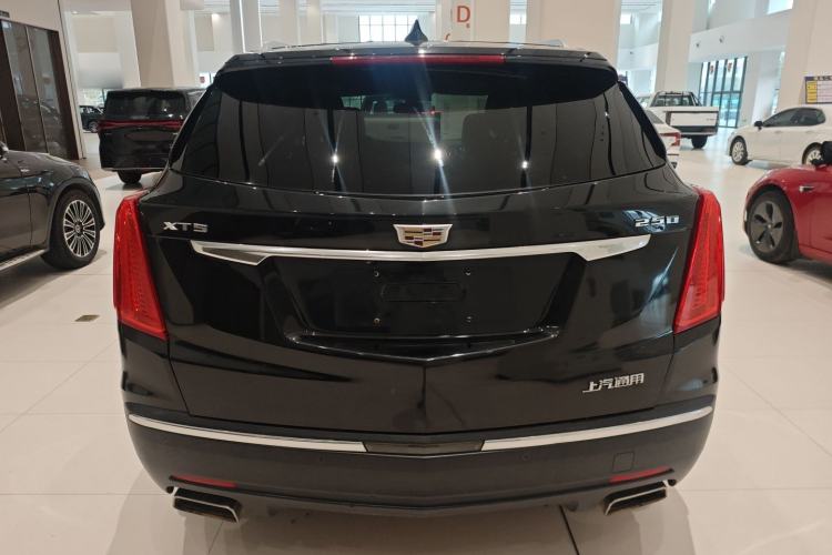Used Cadillac XT5 2018 25T Luxury Model
