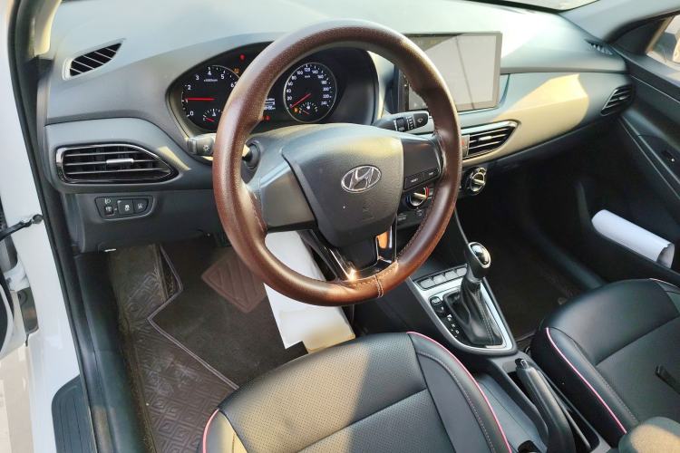 Used Hyundai Celesta 2020 1.6L Automatic GL Enjoyable Edition