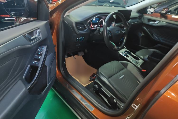 Used Ford Focus Active 2020 EcoBoost 180 Automatic Trendy Model