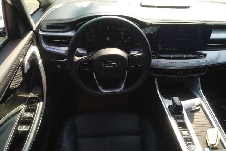 Used Geely Auto Jiajie 2023 Geely Jiaji L 1.5TD DCT Luxury Model
