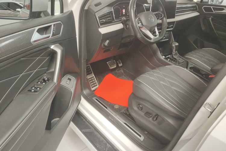 Used Volkswagen Tiguan L 2022 330TSI Automatic Two-Wheel Drive R-Line Enhanced Edition