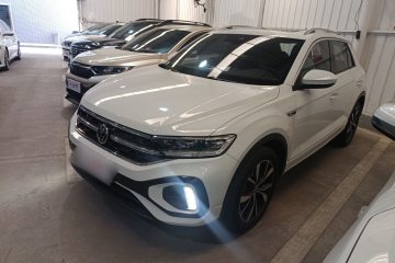 Used Volkswagen T-ROC 2023 300TSI DSG Two-Wheel-Drive Chen Guang Edition