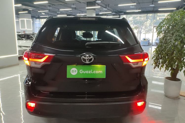 Used Toyota Highlander 2021 2.0T Four-Wheel Drive Elite Edition 7-Seater
