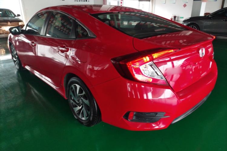 Used Honda Civic 2016 220TURBO CVT Luxury Edition
