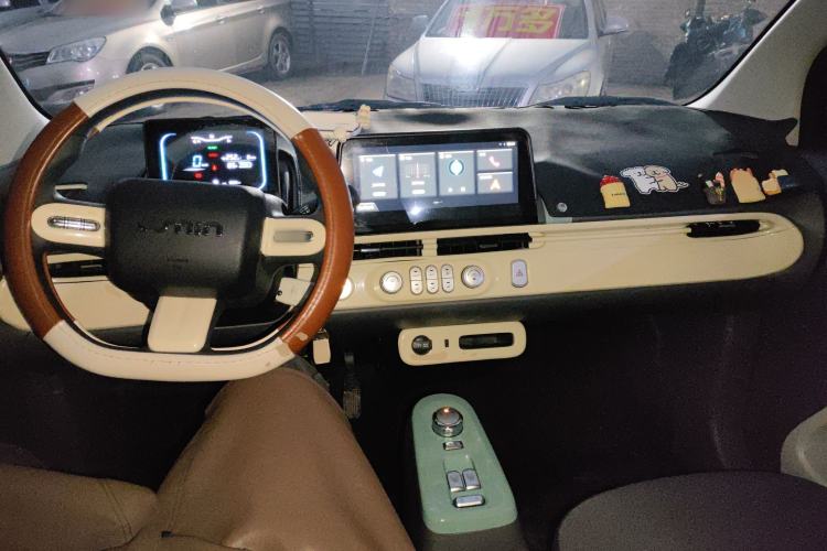 Used  Lumin 2023 301km Honey Dew Edition