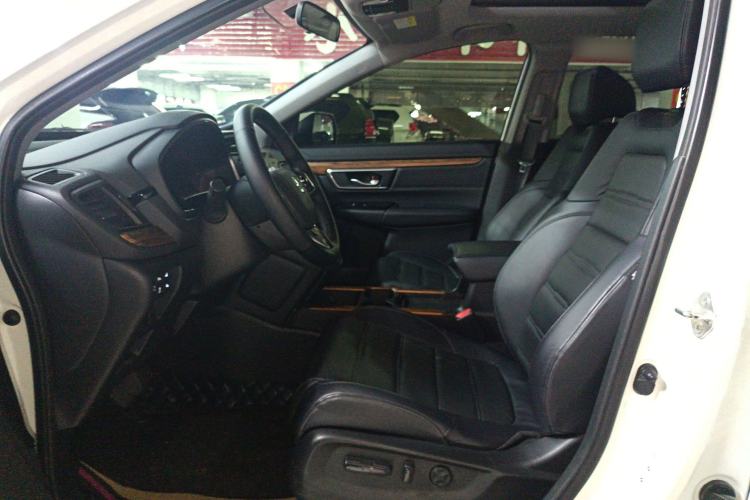 Used Honda CR-V 2019 Brilliant Edition Plus 240TURBO CVT Two-Wheel Drive Fashion Version China VI Emission Standard
