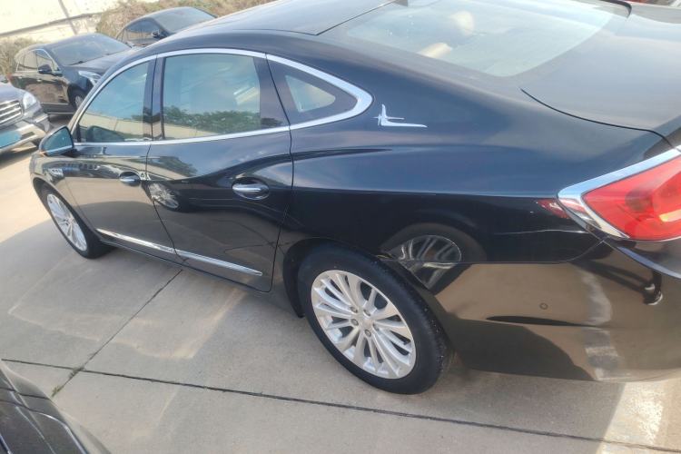 Used Buick LaCrosse 2018 28T Elite Edition
