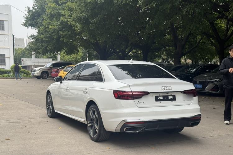 Used Audi A4L 2020 40 TFSI Luxury Dynamic Model
