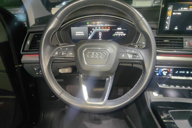 Used Audi Q5L 2022 40T Luxury Dynamic Model
