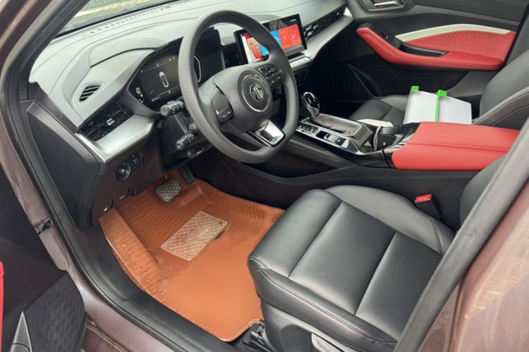 Used MG 5 2021 Revised Version 180 DVVT CVT Youth Luxury Edition
