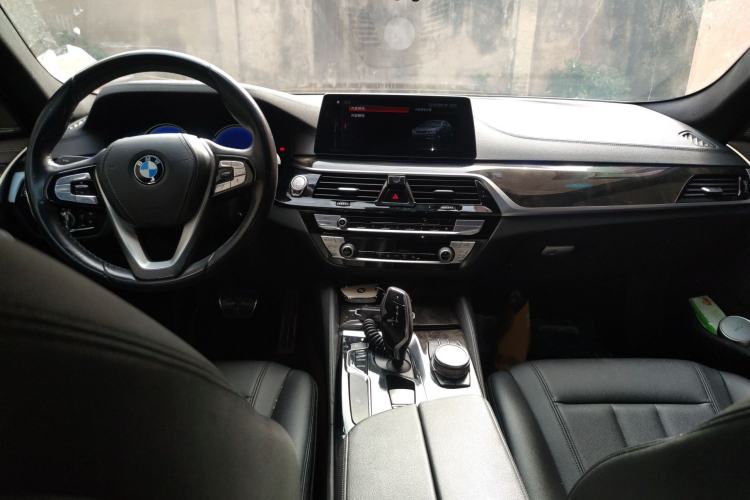 Used BMW 5 Series 2018 525Li M Sport Package
