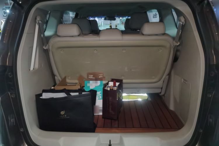 Used Buick GL8 2020 Land Cruiser Executive Class 652T Comfort Model