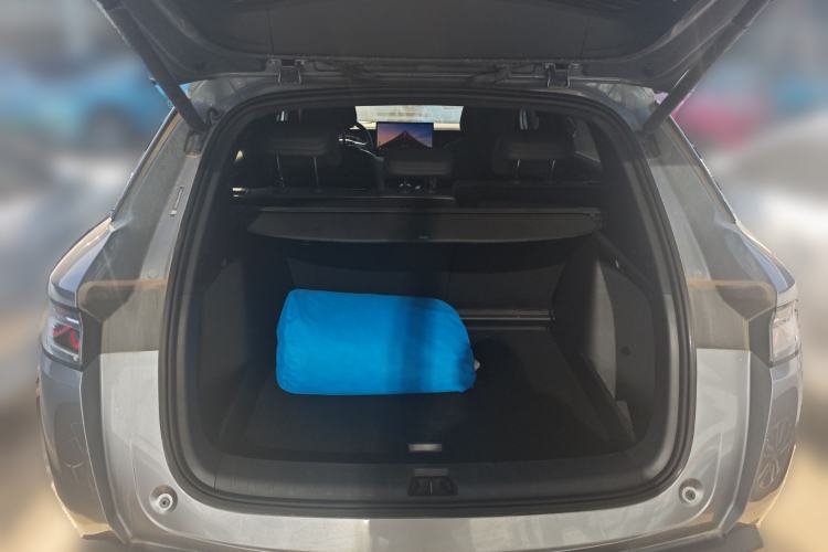 Used BYD Song L DM-i 2025 Intelligent Driving Version 112 km Beyond-Range Type