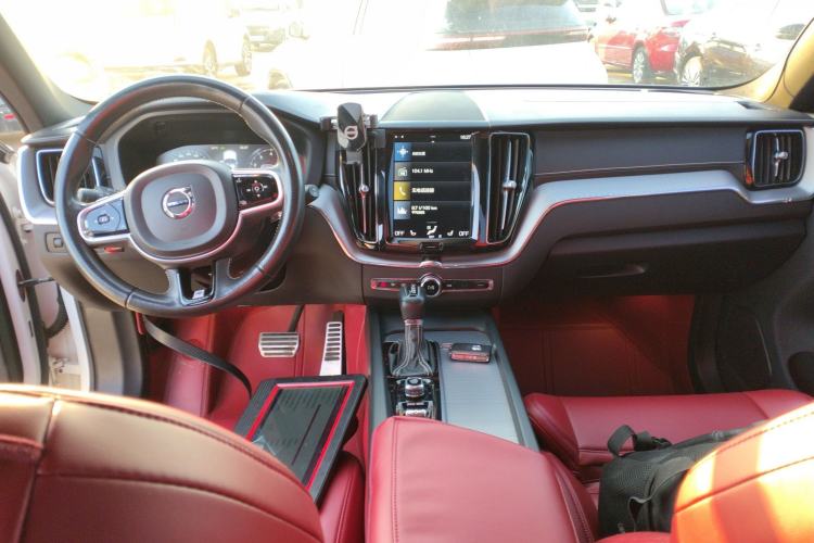 Used Volvo XC60 2018 T5 4x4 Zhiya Sport Edition