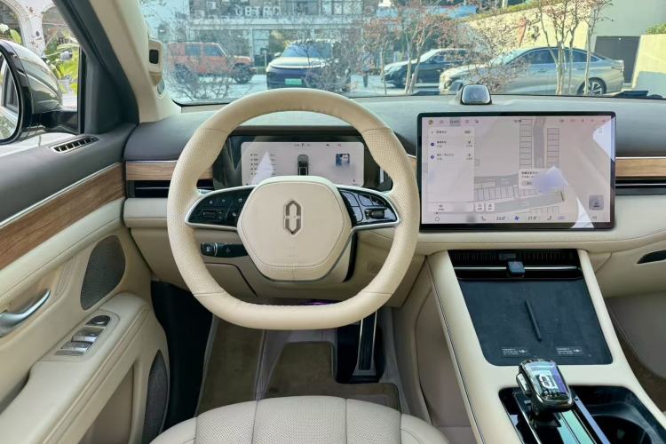 Used Hima AITO M7 2024 1.5T Intelligent Drive 4WD Ultra Version 5 Seats