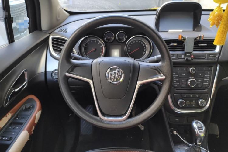 Used Buick Encore 2015 1.4T Automatic Two-Wheel Drive Urban Elite Version
