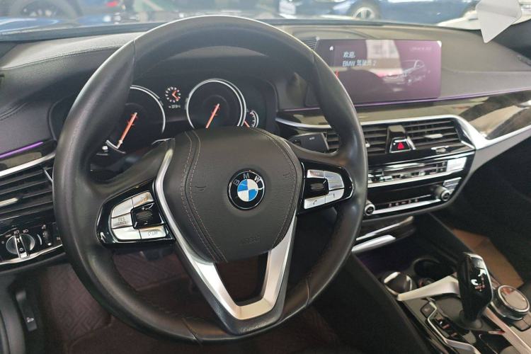 Used BMW 5 Series 2018 525Li M Sport Package

