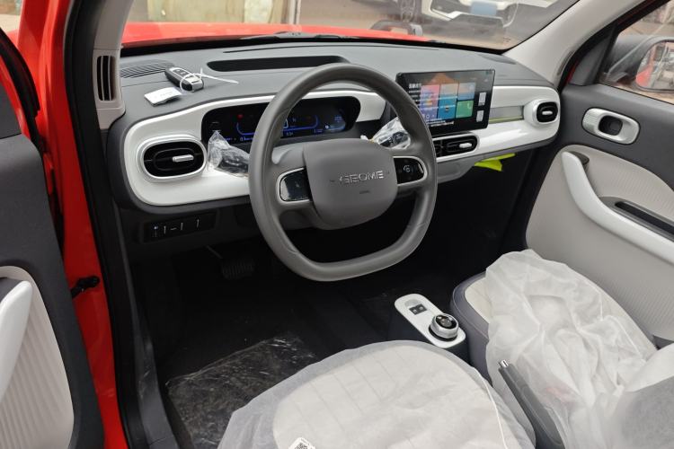 Used  Panda 2025 210km Panda Rider
