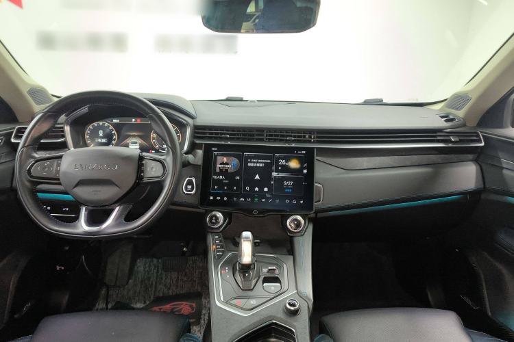 Used Lynk & Co 05 2020 2.0TD Two-Wheel Drive Shine Halo