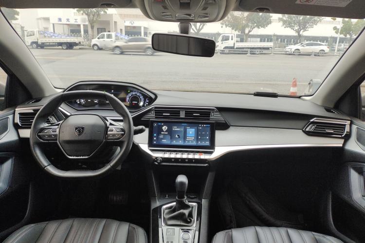 Used Peugeot 408 2022 1.6T Light-Chasing Edition
