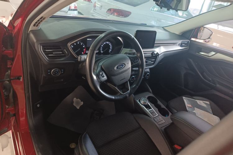 Used Ford Focus 2020 Hatchback EcoBoost 180 Automatic Trend Edition
