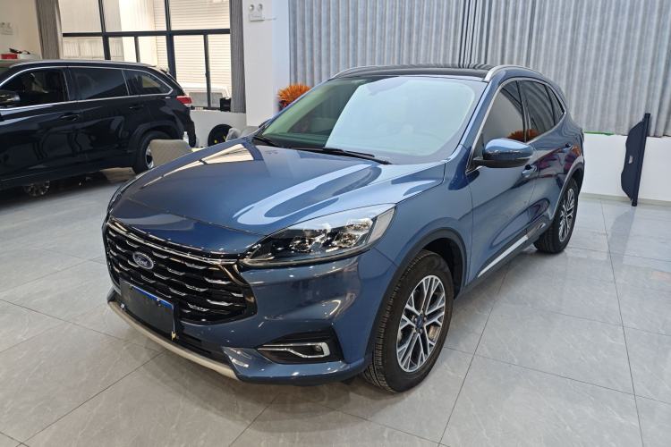 Used Ford Escape 2020 EcoBoost 245 Two-Wheel-Drive Titanium Edition