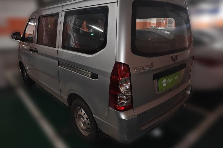 Used Wuling Rongguang S 2021 1.2L Base Model 7-Seater LSI
