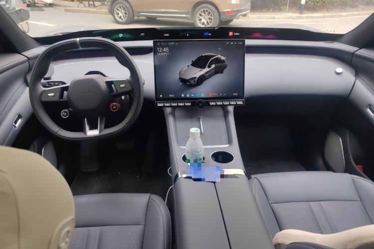 Used  YU7 2025 Ultra-Long Range All-Wheel Drive Pro Version