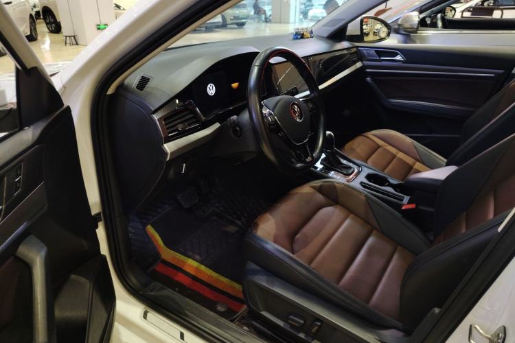 Used Volkswagen Lavida 2022 280TSI DSG Luxury Edition
