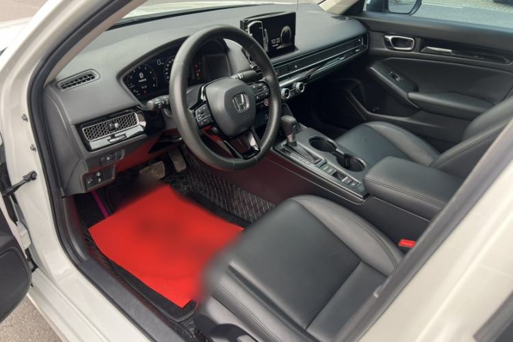 Used Honda Civic 2023 240TURBO CVT Dynamic Edition