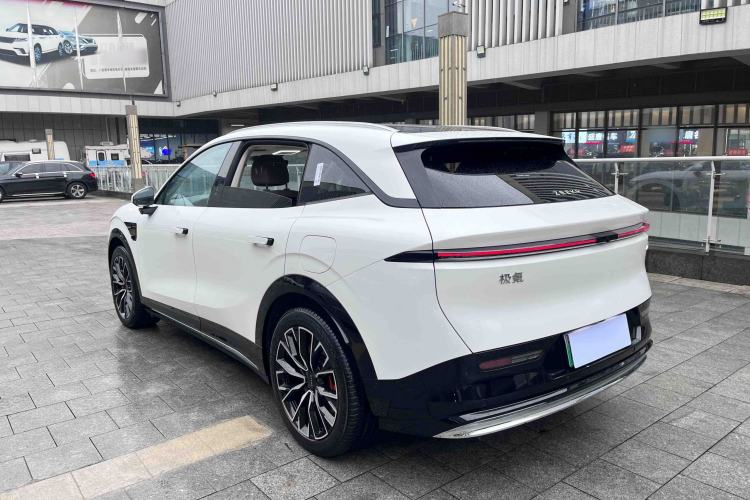 Used Zeekr 7X 2025 100 kWh Long-Range Rear-Wheel Drive with Intelligent Driving Features
