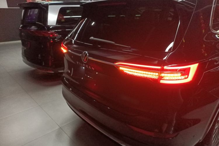 Used Volkswagen Viloran 2023 380TSI Prestige Edition