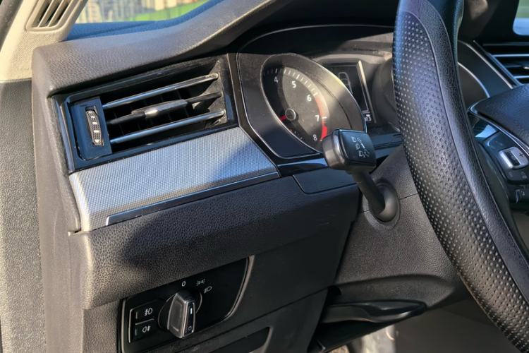 Used Volkswagen Magotan 2018 330TSI DSG Advanced Model
