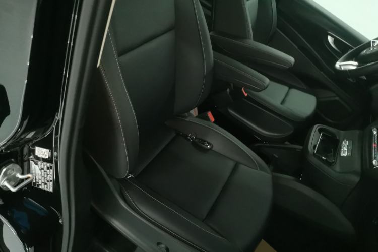 Used Mercedes-Benz Vito 2024 2.0T Business Version 7 Seats