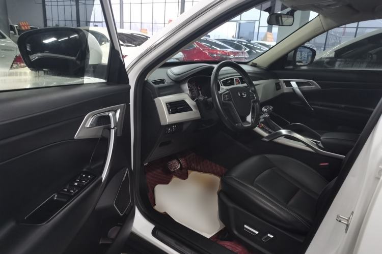 Used Geely Auto Emgrand X7 Sport 2018 1.8TD Automatic Two-Wheel Drive Smart Connect 4G Internet Edition
