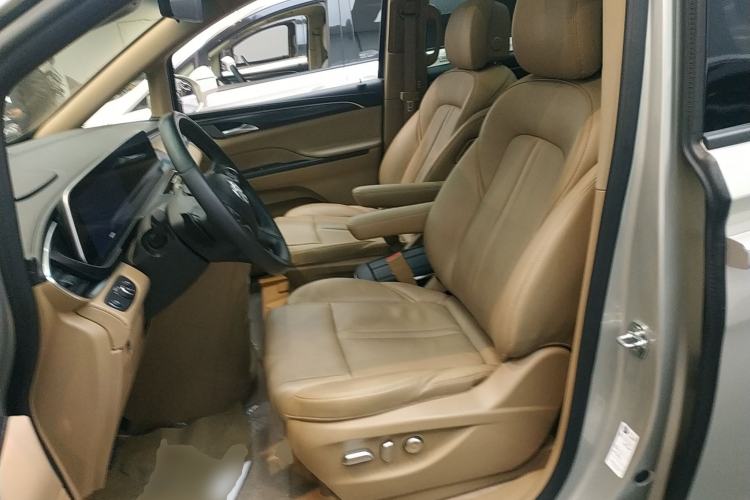 Used Buick GL8 2020 ES Land Cruiser 653T Luxury Model