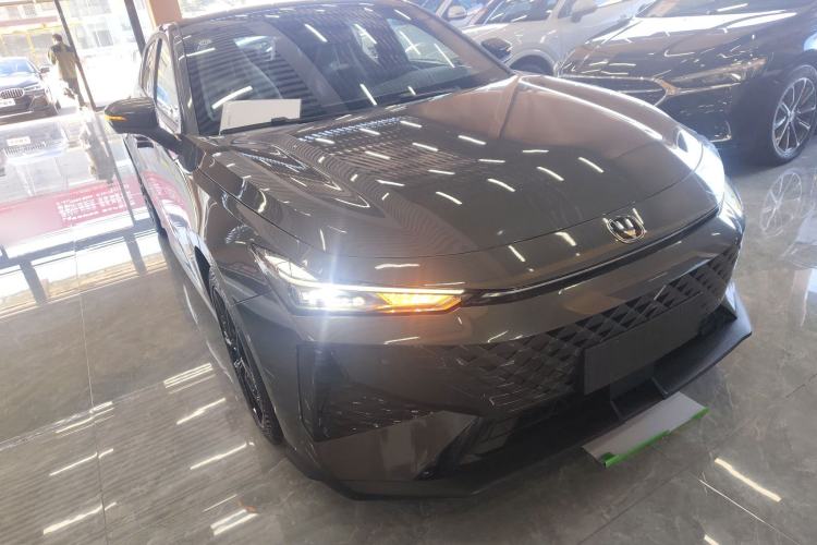 Used Changan UNI-V 2024 1.5T Prestige Edition
