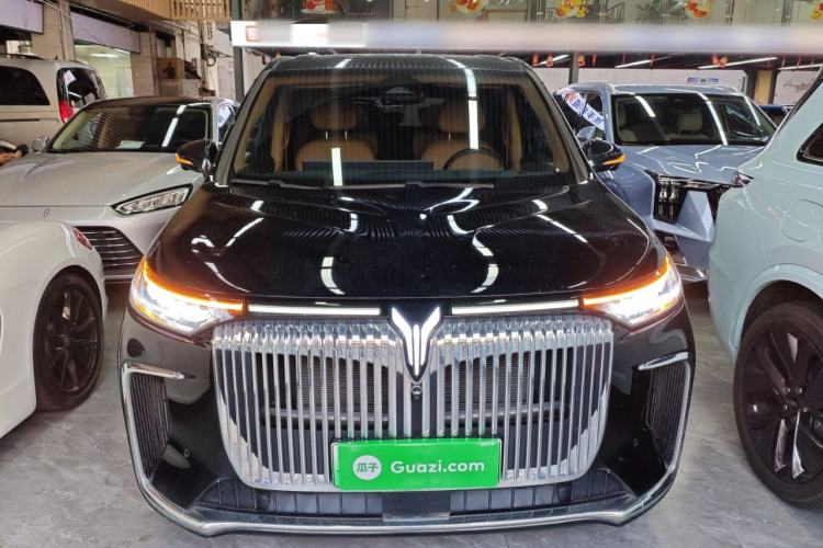 Used VOYAH Dream 2025 PHEV Four-Wheel Drive Prestige Kunpeng Edition
