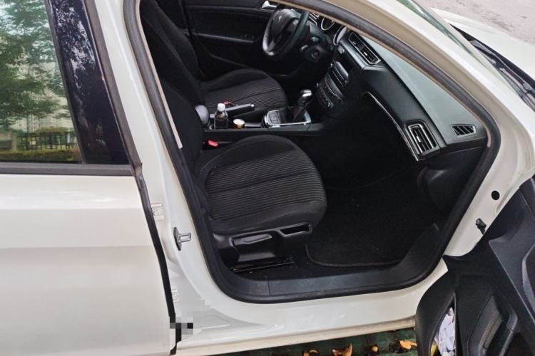 Used Peugeot 408 2014 1.8L Automatic Leading Edition
