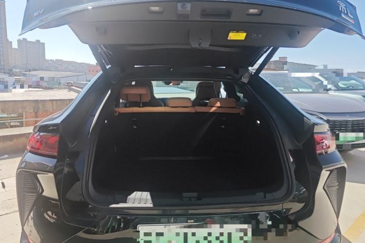 Used BYD Song L EV 2025 Intelligent Driving Version 602 km Range LiDAR-equipped All-Wheel-Drive Type
