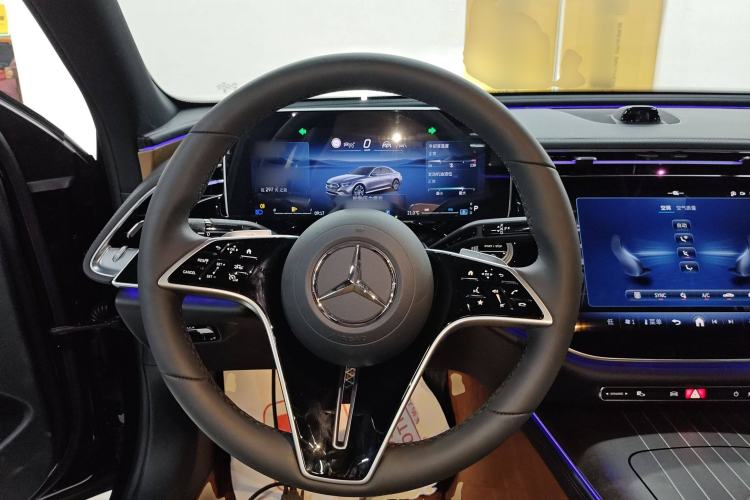 Used Mercedes-Benz E-Class 2025 Facelift E 300 L Luxury Edition
