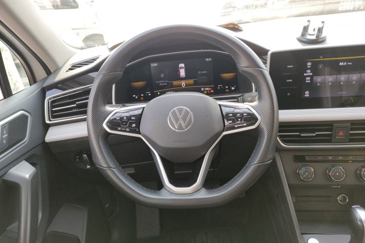 Used Volkswagen Tiguan L 2023 330TSI Automatic Two-Wheel Drive Comfort Edition
